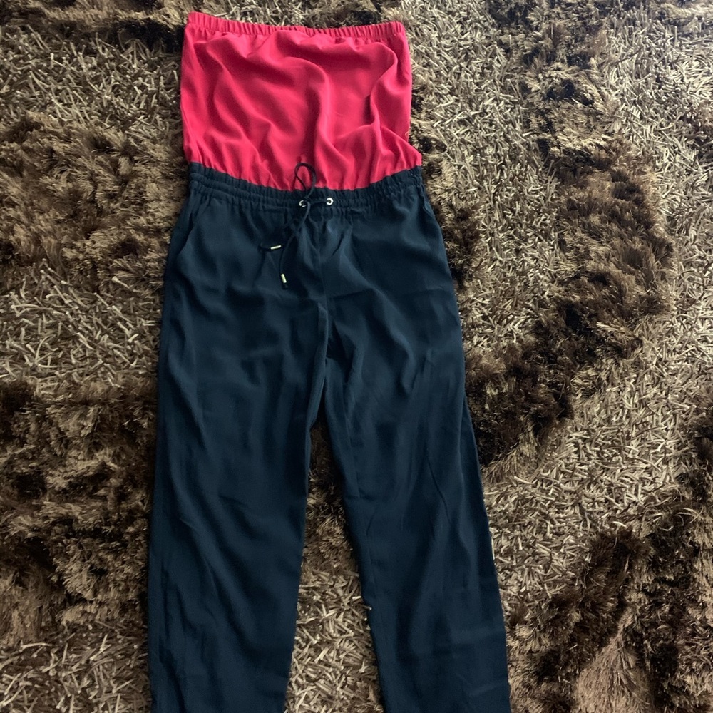 ❤️🖤Express jumpsuit 🖤❤️ - Picture 2 of 8